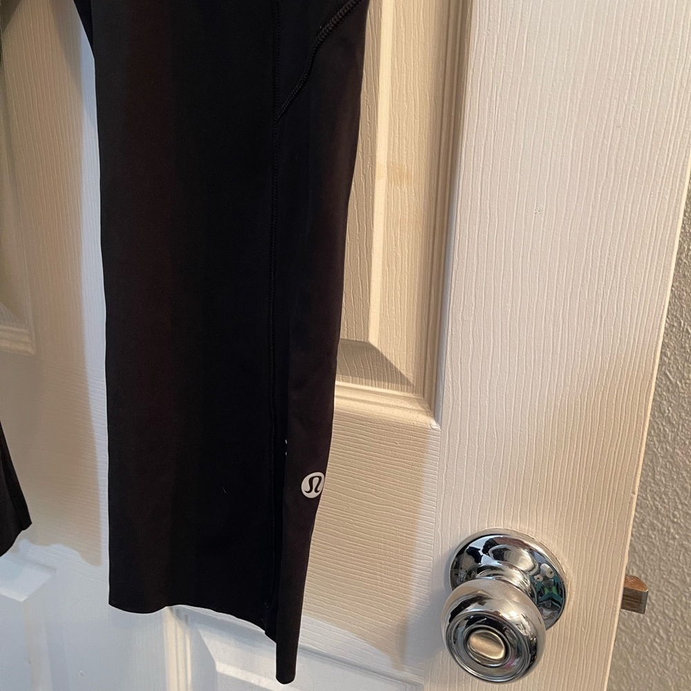Lululemon leggings with pockets